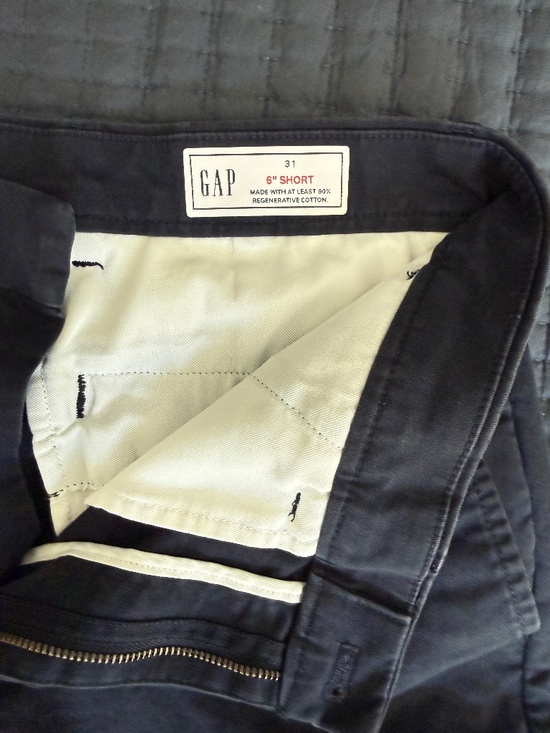 Gap 6” Short Size 31 - Picture 1 of 5